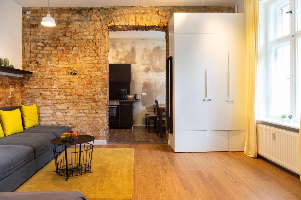Shabby Chic +freshly Furnished&renovated Appartement Berlin